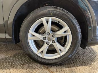 AUDI Q3 1.4 TFSI CoD Sport SUV 5dr Petrol S Tronic Euro 6 (s/s) (150 ps)