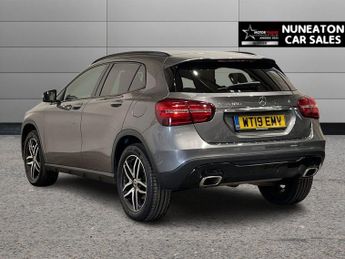 MERCEDES-BENZ GLA 1.6 GLA180 Urban Edition SUV 5dr Petrol 7G-DCT Euro 6 (s/s) (122