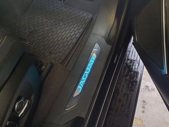 JAGUAR F-PACE 2.0 D200 MHEV R-Dynamic HSE Black 90th Anniversary Edition SUV 5
