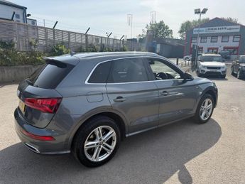 AUDI Q5 2.0 TFSI 45 S line SUV 5dr Petrol S Tronic quattro Euro 6 (s/s) 