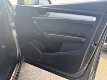 AUDI Q5 2.0 TFSI 45 S line SUV 5dr Petrol S Tronic quattro Euro 6 (s/s) 