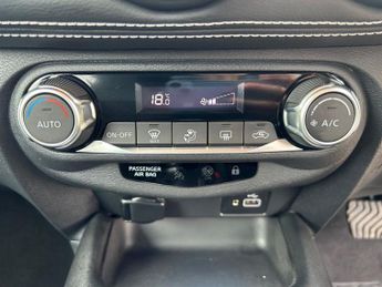 NISSAN JUKE 1.0 DIG-T N-Connecta SUV 5dr Petrol DCT Auto Euro 6 (s/s) (114 p