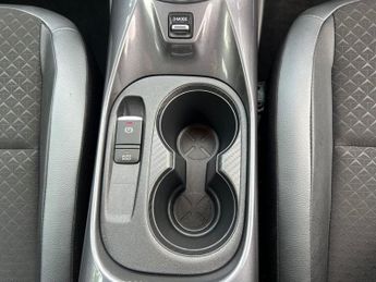 NISSAN JUKE 1.0 DIG-T N-Connecta SUV 5dr Petrol DCT Auto Euro 6 (s/s) (114 p