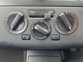 NISSAN TIIDA 0.0L