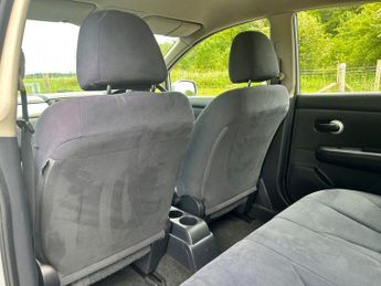 NISSAN TIIDA 0.0L