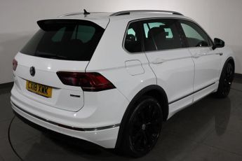 VOLKSWAGEN TIGUAN 2.0 TDI R-Line SUV 5dr Diesel DSG 4Motion Euro 6 (s/s) (190 ps)
