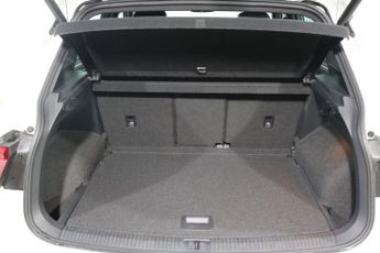 VOLKSWAGEN TIGUAN 2.0 TDI R-Line SUV 5dr Diesel DSG 4Motion Euro 6 (s/s) (190 ps)