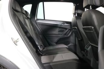 VOLKSWAGEN TIGUAN 2.0 TDI R-Line SUV 5dr Diesel DSG 4Motion Euro 6 (s/s) (190 ps)