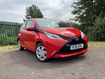 TOYOTA AYGO 1.0 VVT-i x-play Hatchback 3dr Petrol Manual Euro 6 (68 ps)