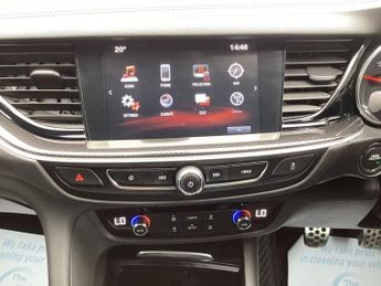 VAUXHALL INSIGNIA 2.0 Turbo D BlueInjection SRi Nav Grand Sport 5dr Diesel Manual 