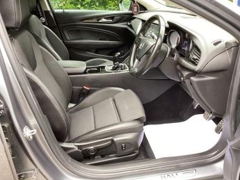 VAUXHALL INSIGNIA 2.0 Turbo D BlueInjection SRi Nav Grand Sport 5dr Diesel Manual 