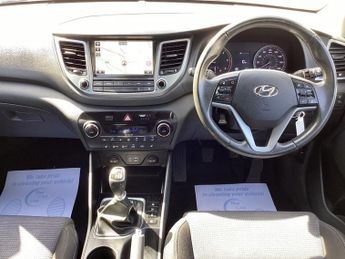HYUNDAI TUCSON 1.7 CRDi Blue Drive SE Nav SUV 5dr Diesel Manual Euro 6 (s/s) (1