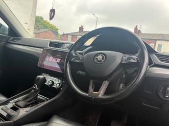 SKODA SUPERB 2.0 TDI SE L Executive Hatchback 5dr Diesel DSG Euro 6 (s/s) (19
