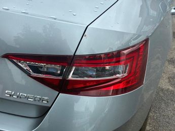 SKODA SUPERB 2.0 TDI SE L Executive Hatchback 5dr Diesel DSG Euro 6 (s/s) (19