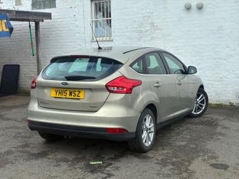 FORD FOCUS 1.0T EcoBoost Zetec Hatchback 5dr Petrol Manual Euro 6 (s/s) (10