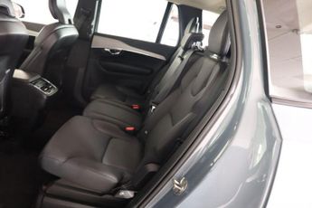 VOLVO XC90 2.0 B5 MHEV Plus Auto 4WD Euro 6 (s/s) 5dr