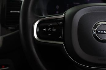 VOLVO XC90 2.0 B5 MHEV Plus Auto 4WD Euro 6 (s/s) 5dr
