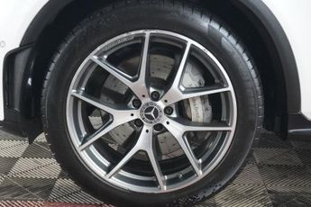 MERCEDES-BENZ GLC 2.0 GLC300d AMG Line (Premium Plus) SUV 5dr Diesel G-Tronic+ 4MA