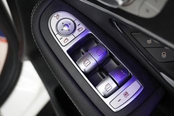 MERCEDES-BENZ GLC 2.0 GLC300d AMG Line (Premium Plus) SUV 5dr Diesel G-Tronic+ 4MA