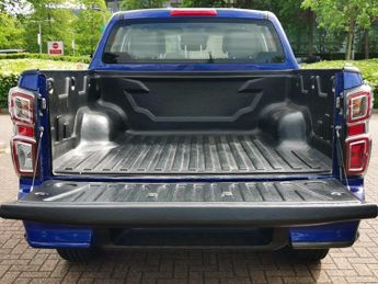 ISUZU D-MAX 1.9 TD DL40 Pickup Double Cab 4dr Diesel Auto 4WD Euro 6 (s/s) (