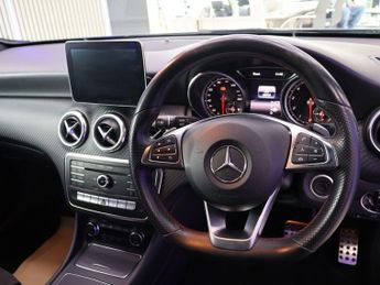 MERCEDES-BENZ A-CLASS 1.6 A180 AMG Line Hatchback 5dr Petrol 7G-DCT Euro 6 (s/s) (122 