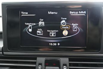 AUDI A6 AVANT 2.0 TDI ultra S line Estate 5dr Diesel S Tronic Euro 6 (s/s) (19