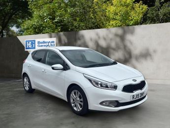 KIA CEED 1.6 GDi 3 Hatchback 5dr Petrol DCT Euro 5 (133 bhp)