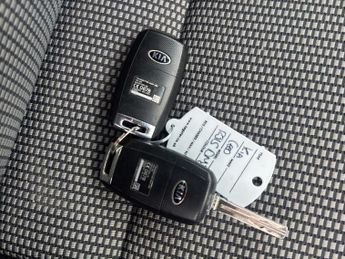 KIA CEED 1.6 GDi 3 Hatchback 5dr Petrol DCT Euro 5 (133 bhp)