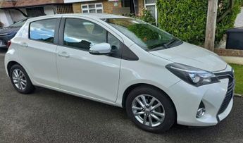 Toyota Yaris 1.33 Dual VVT-i Icon Hatchback 5dr Petrol Multidrive S Euro 5 Eu