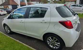 TOYOTA YARIS 1.33 Dual VVT-i Icon Hatchback 5dr Petrol Multidrive S Euro 5 Eu