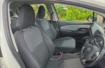 TOYOTA YARIS 1.33 Dual VVT-i Icon Hatchback 5dr Petrol Multidrive S Euro 5 Eu