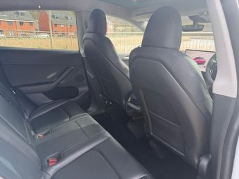TESLA MODEL Y (Dual Motor) Long Range SUV 5dr Electric Auto 4WDE (384 bhp)