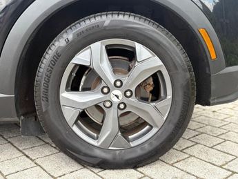 FORD MUSTANG MACH-E Standard Range 70kWh SUV 5dr Electric Automatic (269 ps)