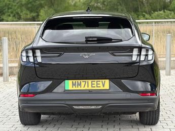 FORD MUSTANG MACH-E Standard Range 70kWh SUV 5dr Electric Automatic (269 ps)