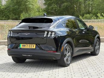 FORD MUSTANG MACH-E Standard Range 70kWh SUV 5dr Electric Automatic (269 ps)