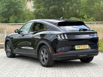 FORD MUSTANG MACH-E Standard Range 70kWh SUV 5dr Electric Automatic (269 ps)