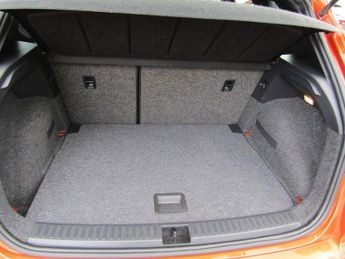 SEAT ARONA 1.6 TDI XCELLENCE Lux SUV 5dr Diesel DSG Automatic  Euro 6 (s/s)