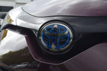 TOYOTA C-HR 1.8 VVT-h GPF Design SUV 5dr Petrol Hybrid CVT Euro 6 (s/s) (122