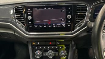 VOLKSWAGEN T-ROC 1.5 TSI GPF EVO R-Line SUV 5dr Petrol DSG Euro 6 (s/s) (150 ps)