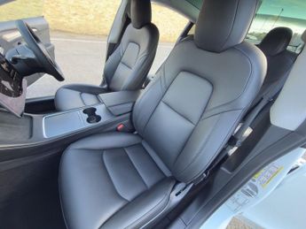 TESLA Model 3 (Dual Motor) Long Range Saloon 4dr Electric Auto 4WDE (346 ps)