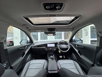 KIA NIRO 64.8kWh 4 SUV 5dr Electric Auto (201 bhp)