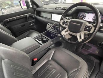 LAND ROVER DEFENDER 3.0 D200 MHEV S SUV 5dr Diesel Auto 4WD Euro 6 (s/s) (200 ps)