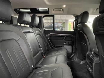 LAND ROVER DEFENDER 3.0 D200 MHEV S SUV 5dr Diesel Auto 4WD Euro 6 (s/s) (200 ps)