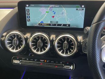 MERCEDES-BENZ EQA EQA 250 66.5kWh AMG Line SUV 5dr Electric Auto (190 ps)