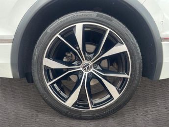 VOLKSWAGEN TIGUAN 1.5 TSI R-Line SUV 5dr Petrol DSG Euro 6 (s/s) (150 ps)