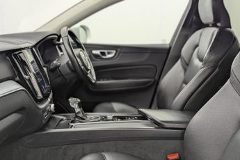 VOLVO XC60 2.0 D4 Momentum SUV 5dr Diesel Auto Euro 6 (s/s) (190 ps)