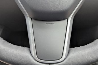 TESLA Model 3 Standard Range Plus Saloon 4dr Electric Auto RWD (241 bhp)