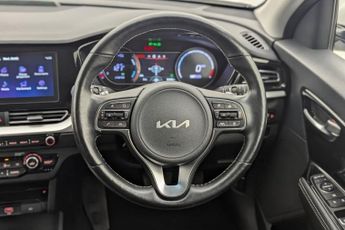 KIA NIRO 64kWh 3 SUV 5dr Electric Auto (201 bhp)
