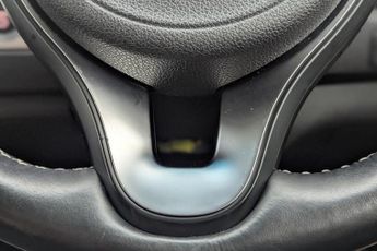 KIA NIRO 64kWh 3 SUV 5dr Electric Auto (201 bhp)