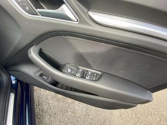 AUDI A3 1.4 TFSI e-tron Sportback 5dr Petrol Plug-in Hybrid e-S Tronic E